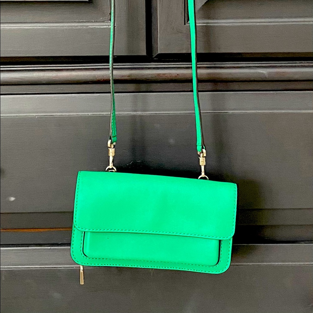 Fossil crossbody and wallet set